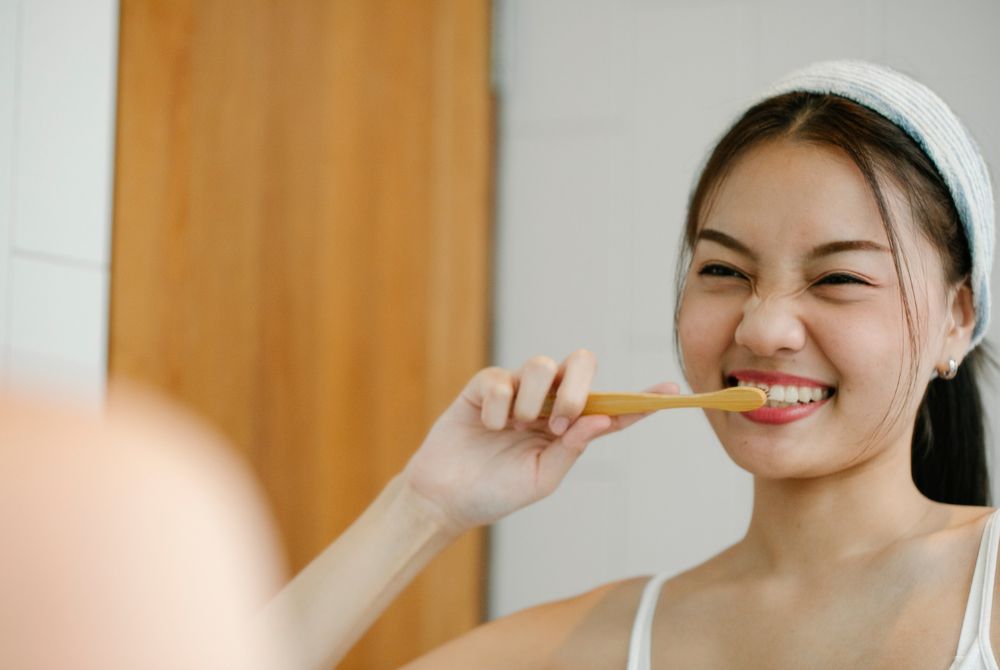 Top 6 Ways to Keep Your Gums and Teeth Healthy